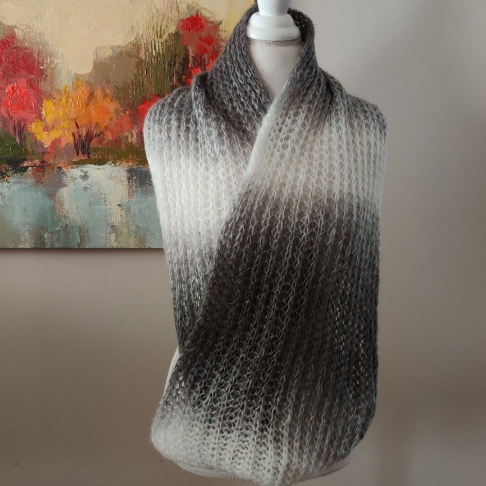 Infinity scarf, NWOT - Picture 5 of 7